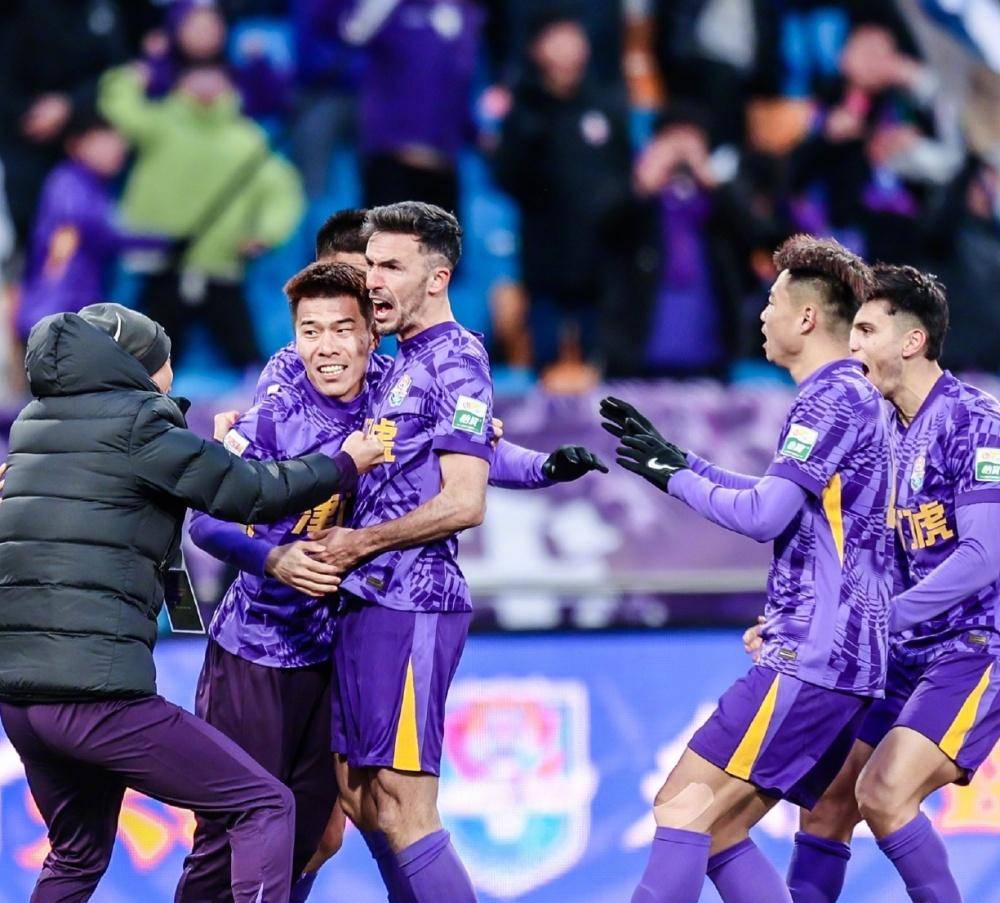 展现出的实 展现出的实