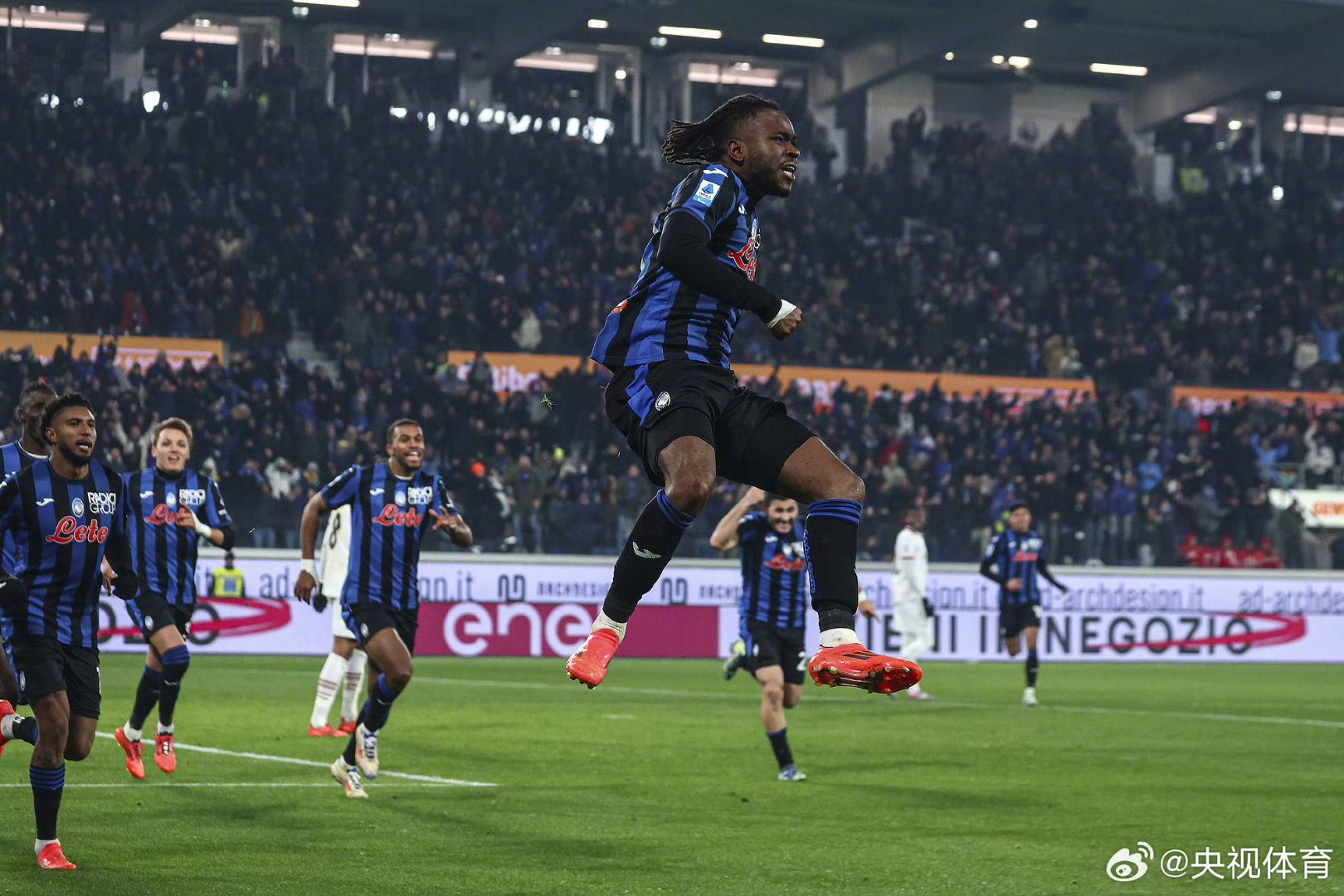 在整个事件 在整个事件