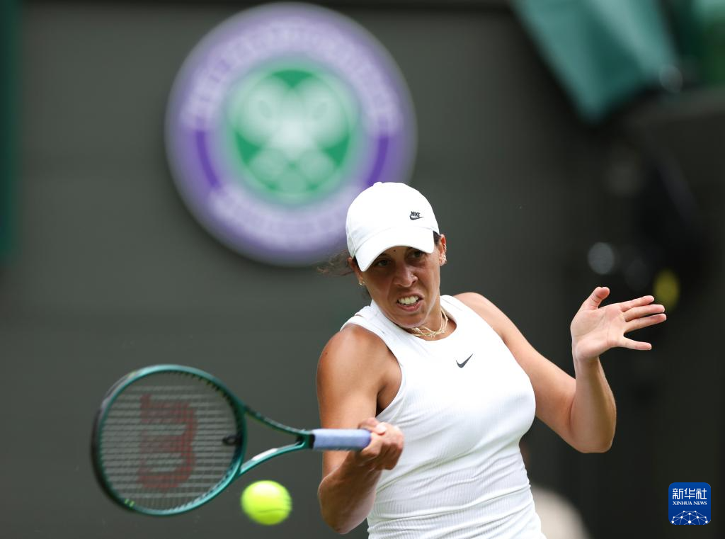 守与进攻间 守与进攻间