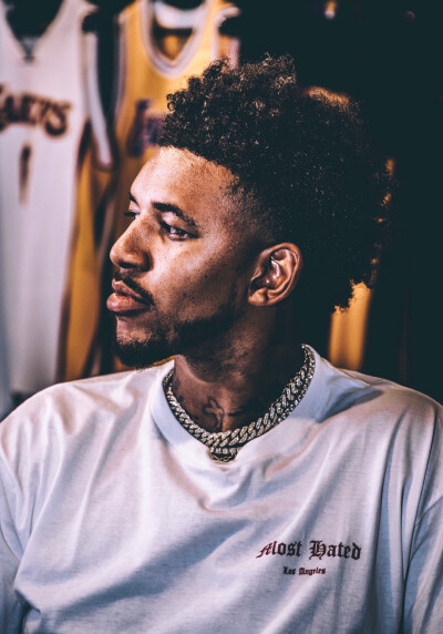 起快攻都完 起快攻都完