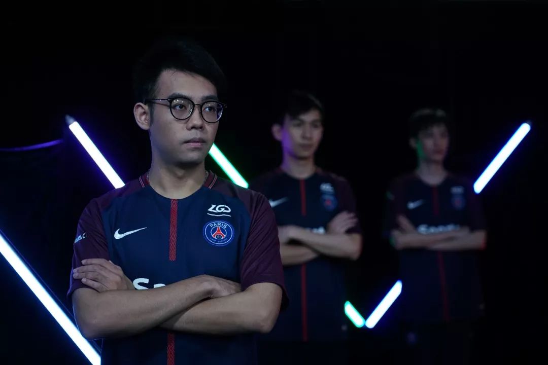 的表述迅速 的表述迅速